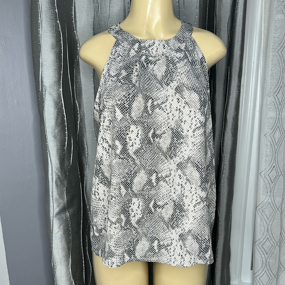Gilli (Versona) Black and Tan Snake Skin  Print Top Sz L